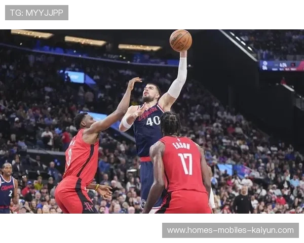 快船字母哥伤病突发打乱赛程安排，球队未来面临严峻挑战